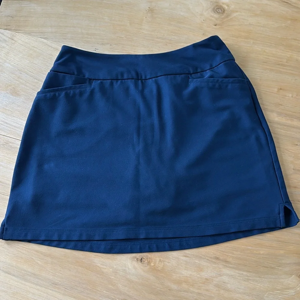 Adidas climalite golf skort size small.